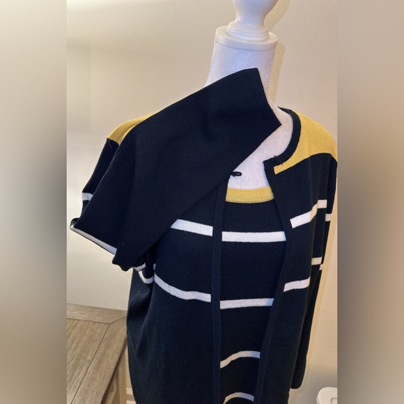 Kate Landry Sweater Set - Size M - Picture 2 of 16